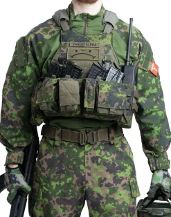 Mayflower UW Chest Rig