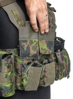 Mayflower UW Chest Rig