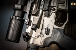 Radian Talon AR-15 kaksipuolinen varmistin