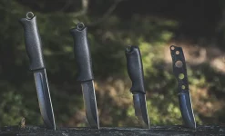 Varusteleka Jääkäripuukko 140, hiiliteräs