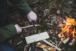 Varusteleka Jääkäripuukko 140, hiiliteräs