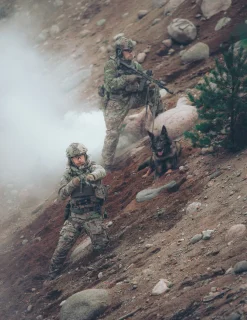 Varusteleka L4 Taisteluhousut, MultiCam