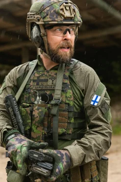 Varusteleka 3X Lippaan etupaneeli